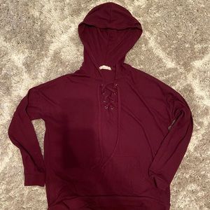 Maroon hooded sweater
